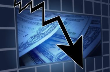 La richiesta di proroga del permesso di costruire motivata dalla crisi edilizia e da sopravvenute difficoltà economiche